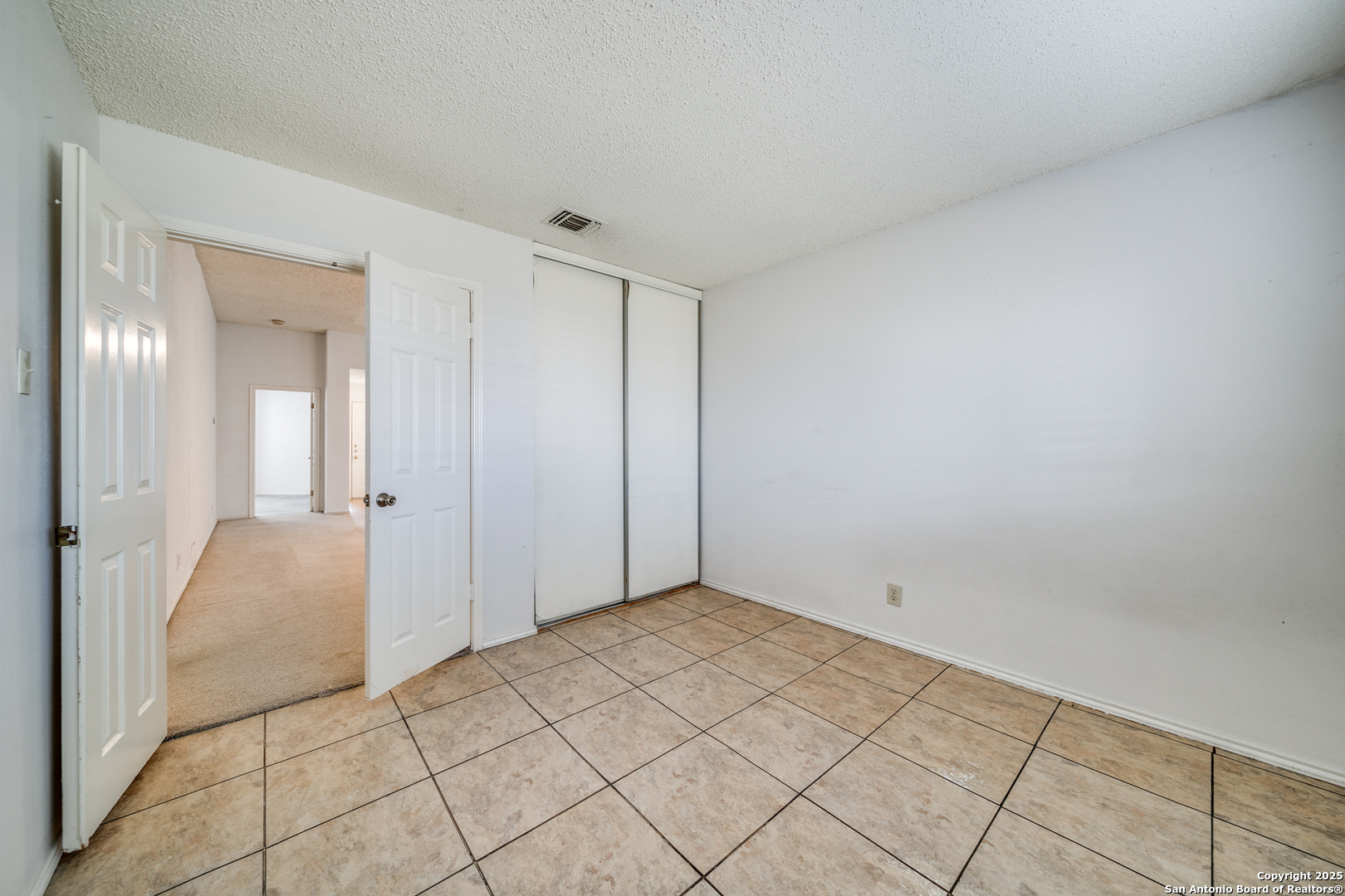 7443 Longing Trail San Antonio TX 78244