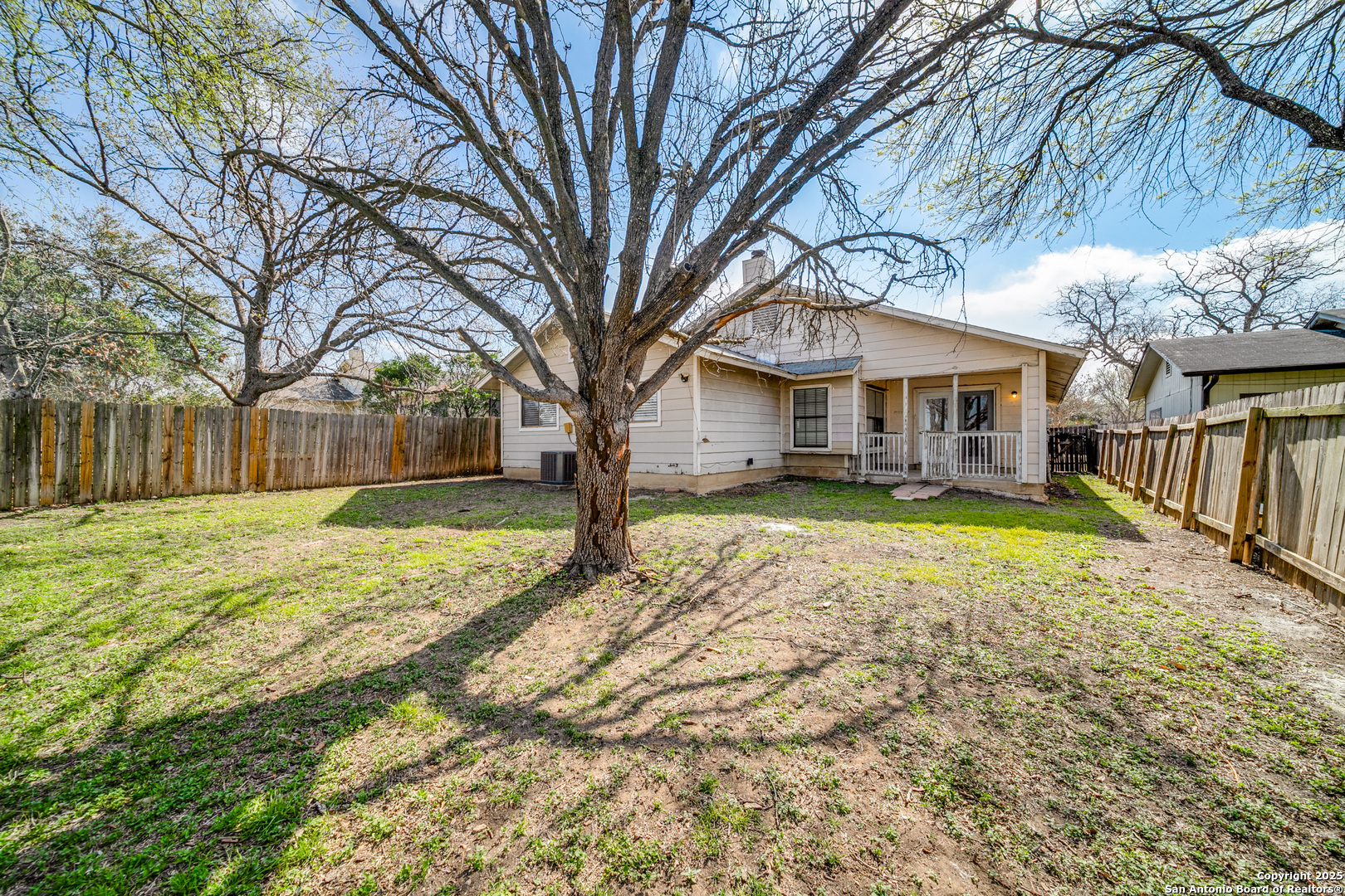 7443 Longing Trail San Antonio TX 78244