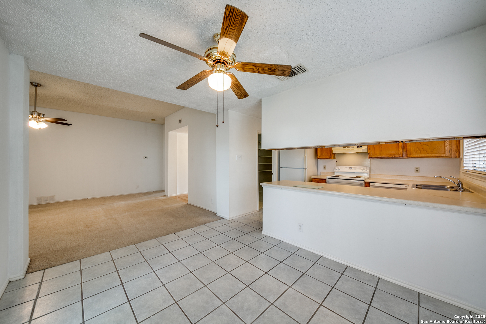 7443 Longing Trail San Antonio TX 78244