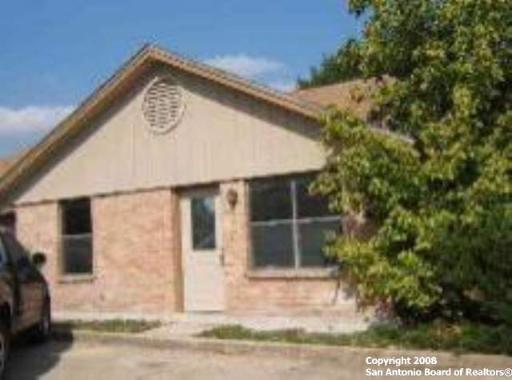 320 Station Street Converse TX 78109