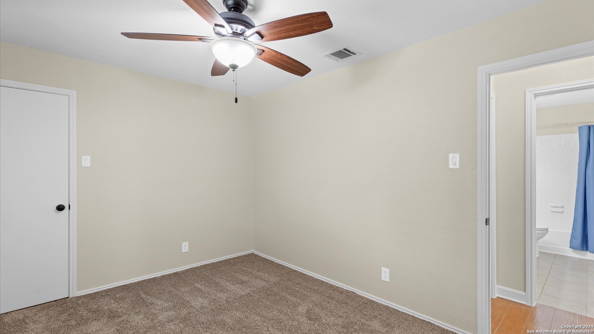 7572 Autumn Park San Antonio TX 78249