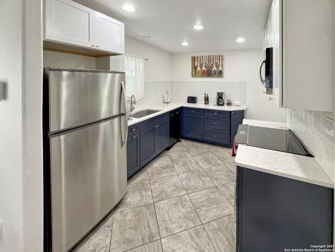 723 Paso Hondo San Antonio TX 78202