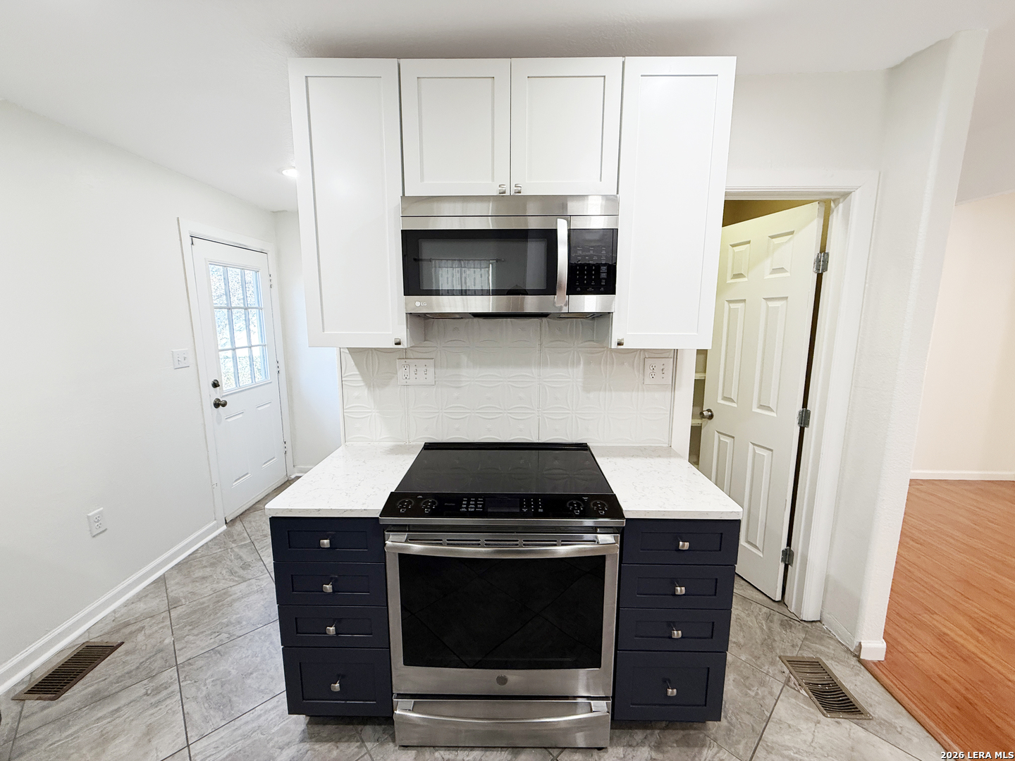 723 Paso Hondo San Antonio TX 78202