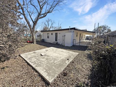 723 Paso Hondo San Antonio TX 78202