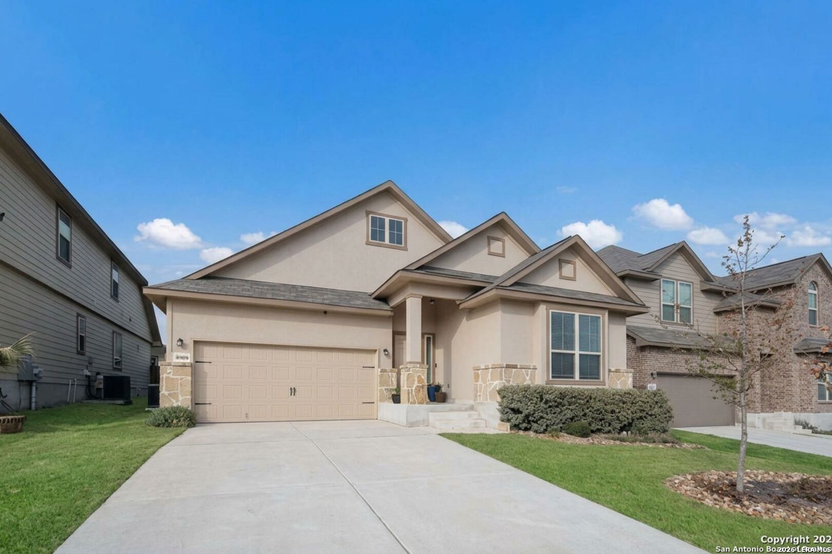 8909 Elizabeth Park Converse TX 78109
