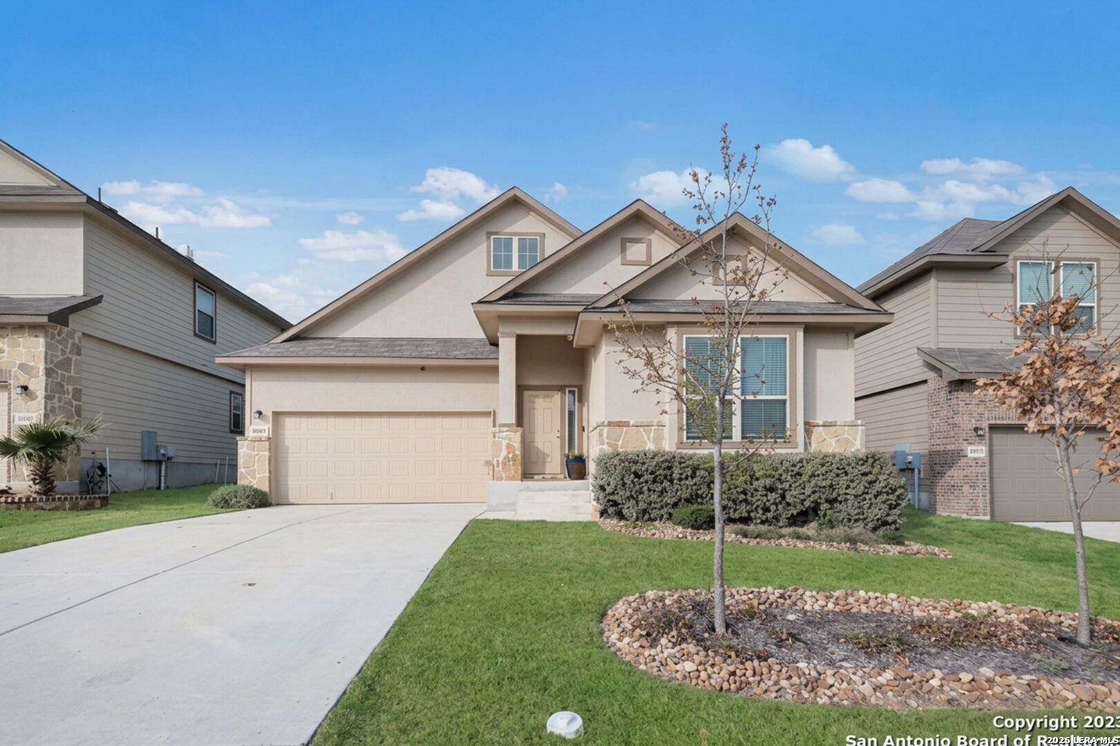8909 Elizabeth Park Converse TX 78109