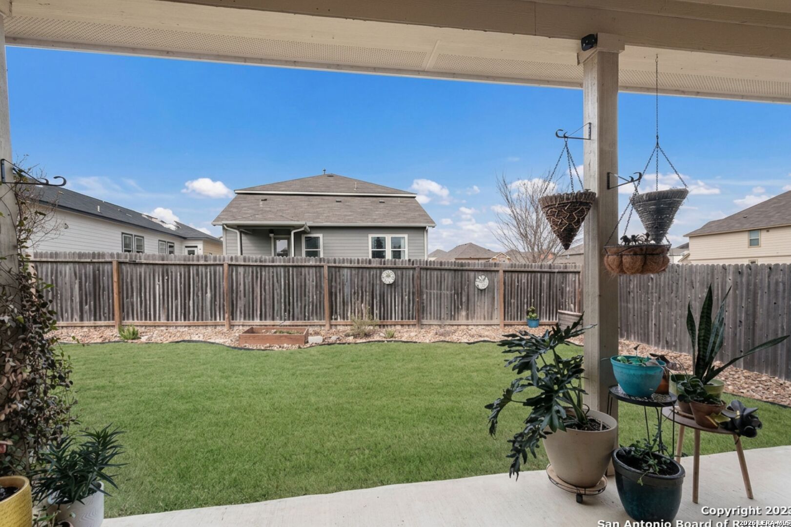 8909 Elizabeth Park Converse TX 78109