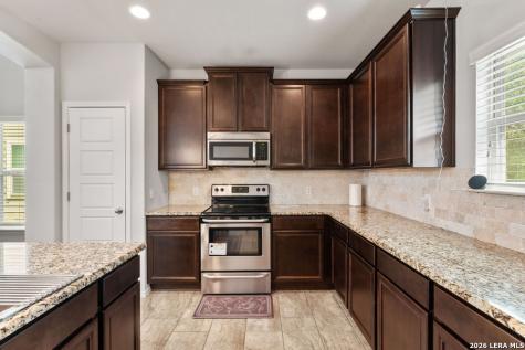 1854 Gray Fox Creek San Antonio TX 78245