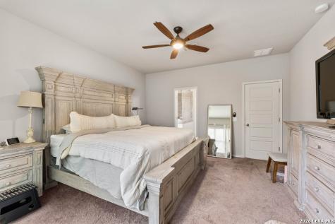 1854 Gray Fox Creek San Antonio TX 78245