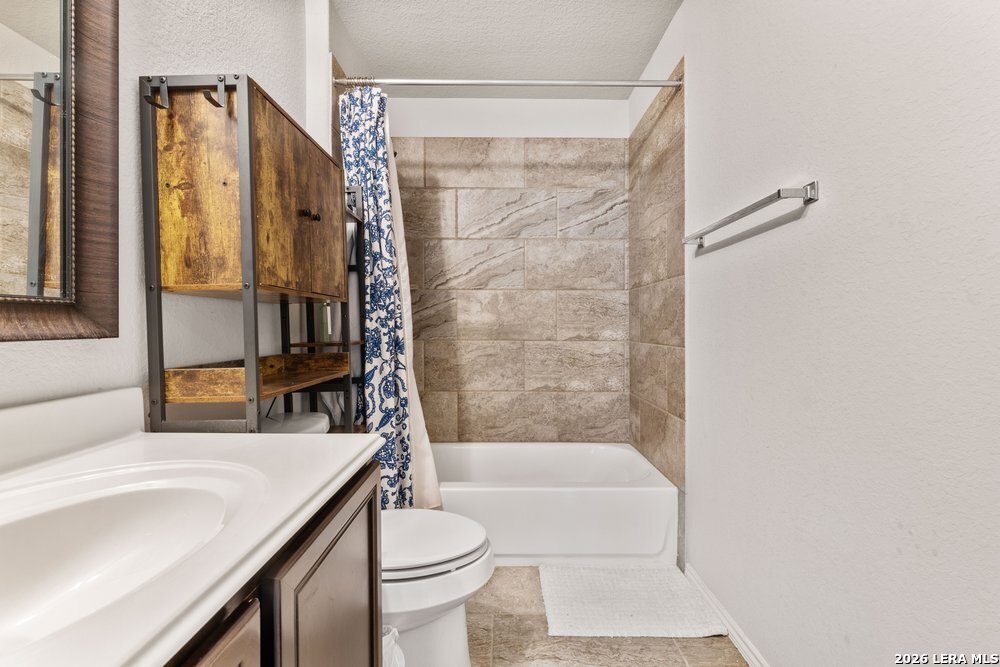 1854 Gray Fox Creek San Antonio TX 78245