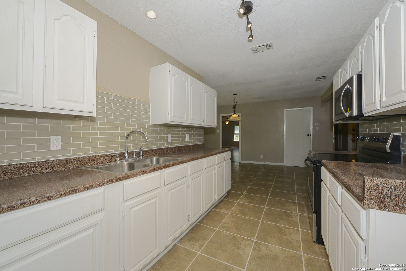 1214 Kenrock Street San Antonio TX 78227