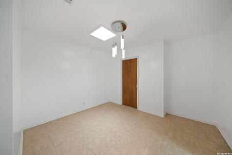 8390 N Verde San Antonio TX 78240