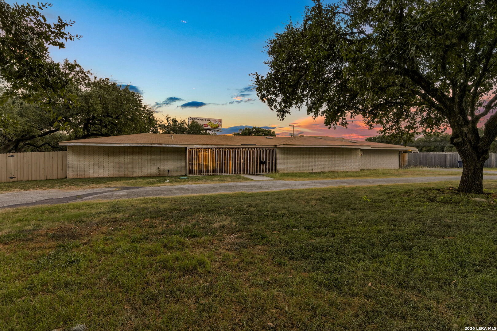 8390 N Verde San Antonio TX 78240