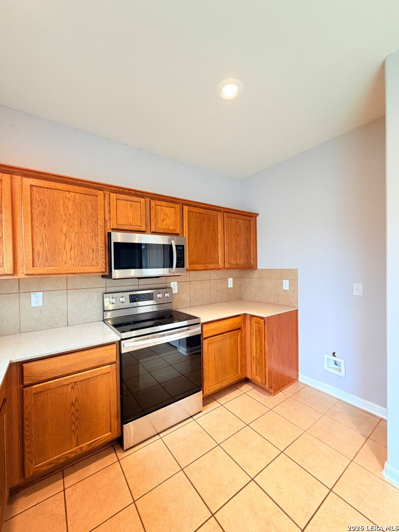 6711 Buckhorn Cliff San Antonio TX 78233
