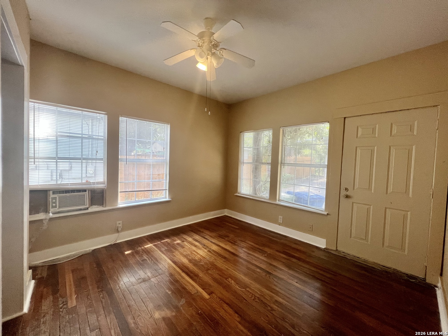 1506 Schley San Antonio TX 78210