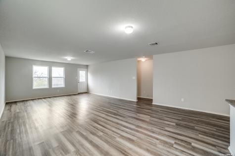 10226 Robbins Bluff San Antonio TX 78245