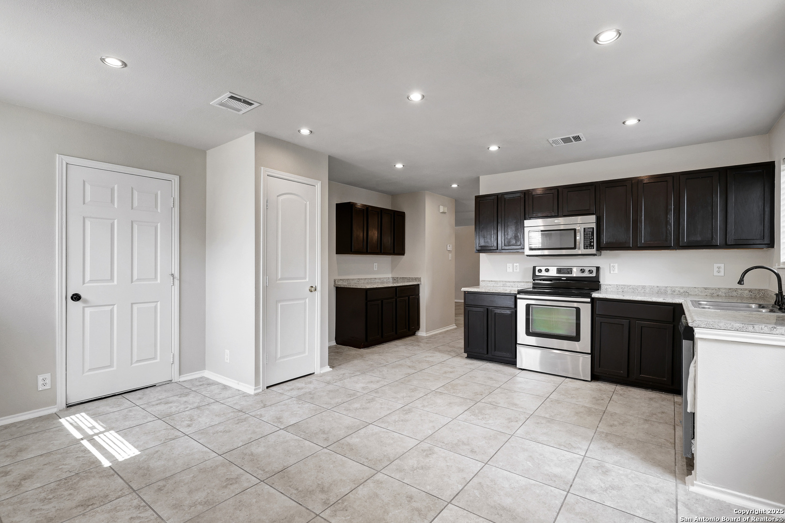 12646 Moon Stream San Antonio TX 78253
