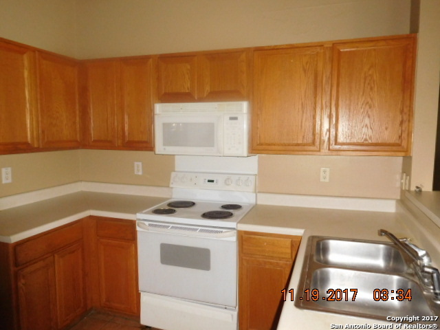 7243 Snowden Crest San Antonio TX 78240