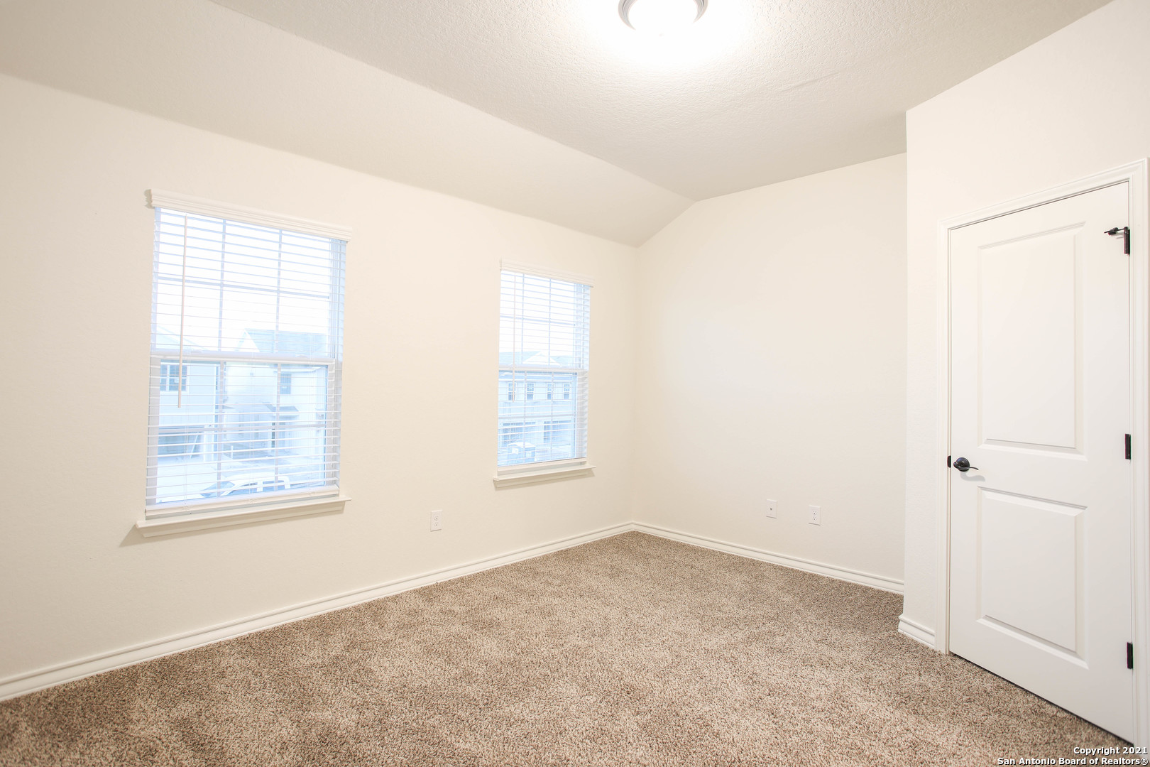 13902 Enzo Gate San Antonio TX 78253