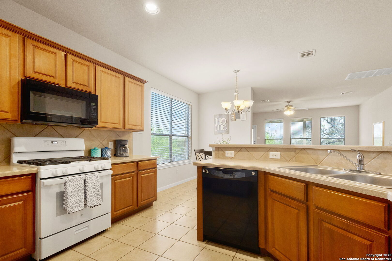 3642 Pinyon San Antonio TX 78261