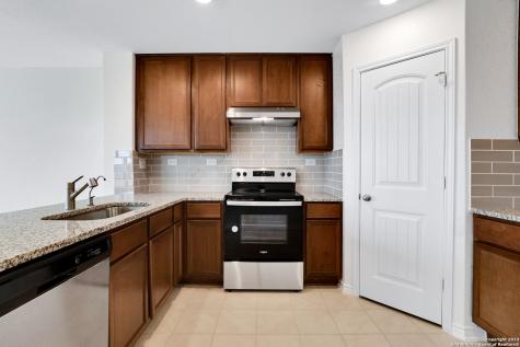 11732 Red Pheasant San Antonio TX 78245