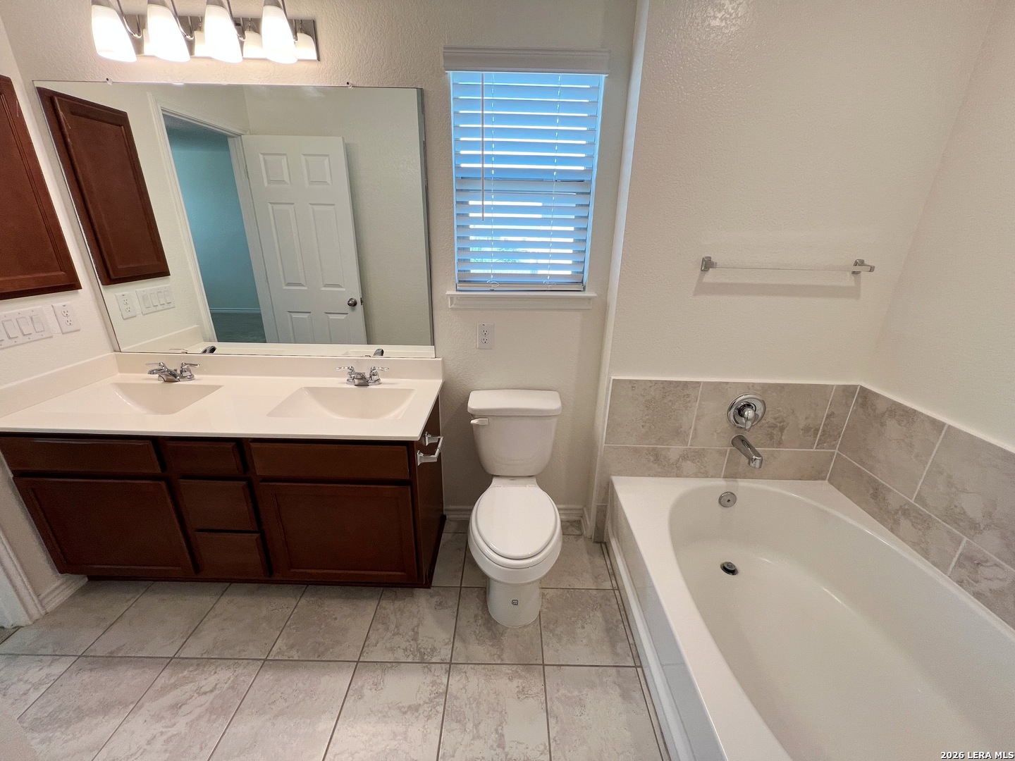 8239 Velasquez San Antonio TX 78253