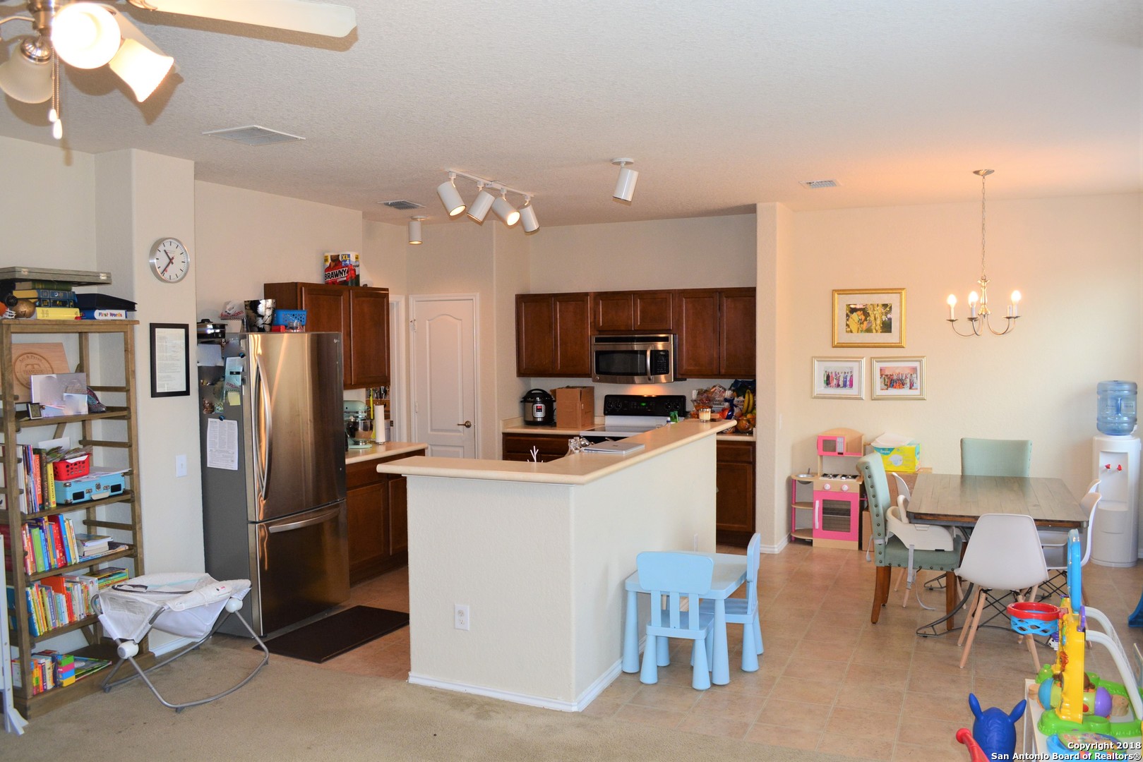 8531 Pecan Cross San Antonio TX 78240