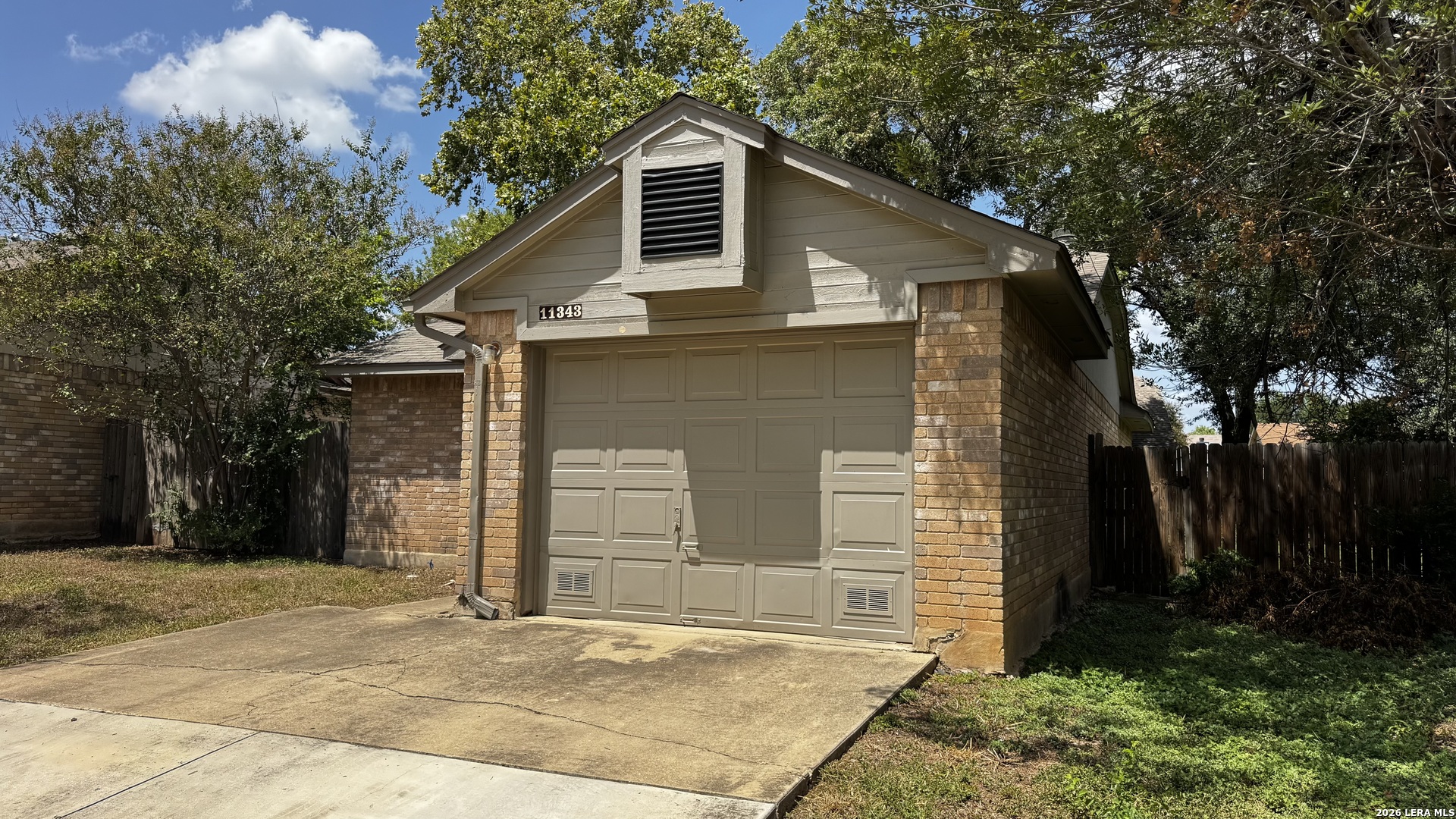 11343 Fish Springs San Antonio TX 78245