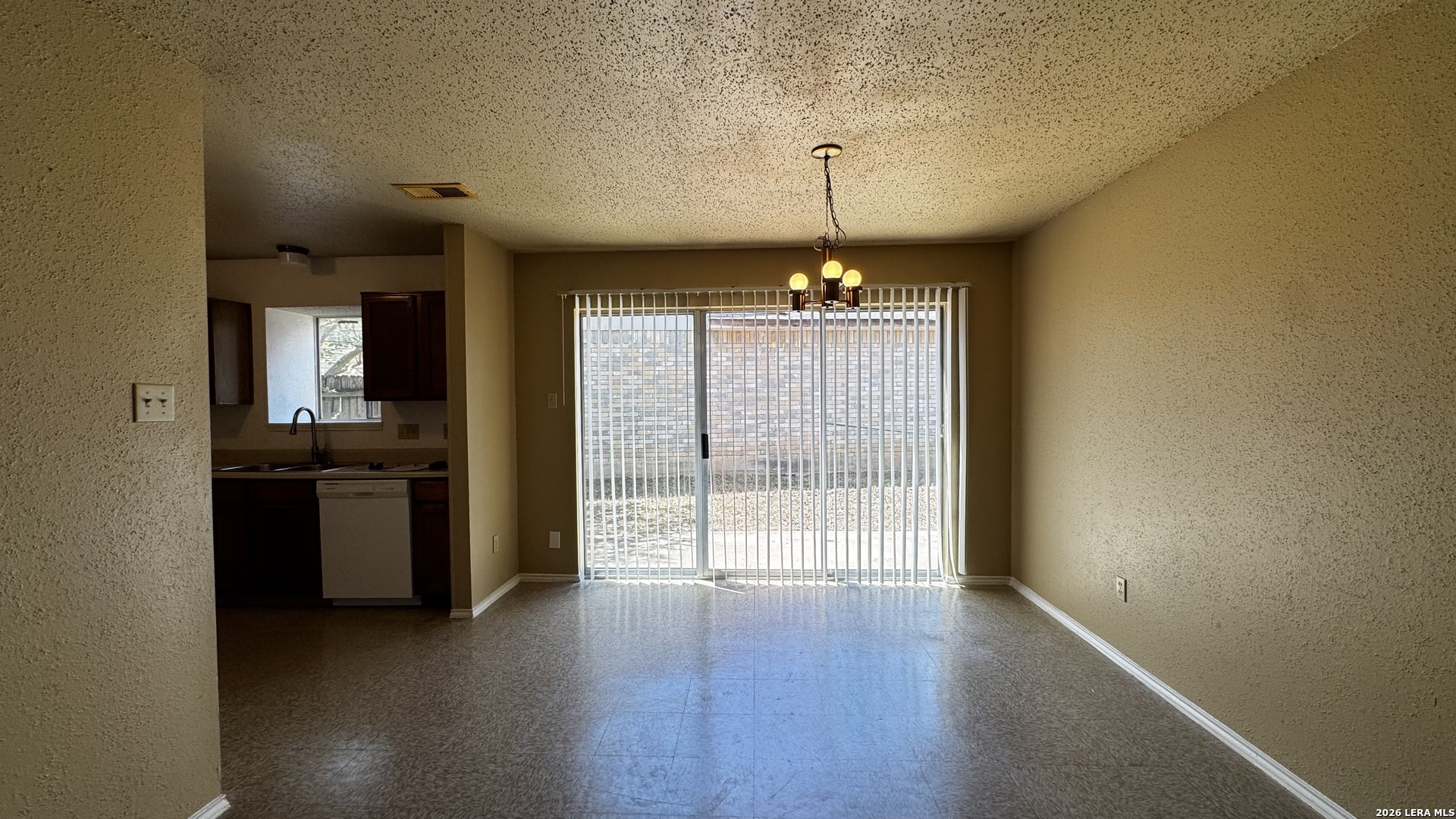 11343 Fish Springs San Antonio TX 78245