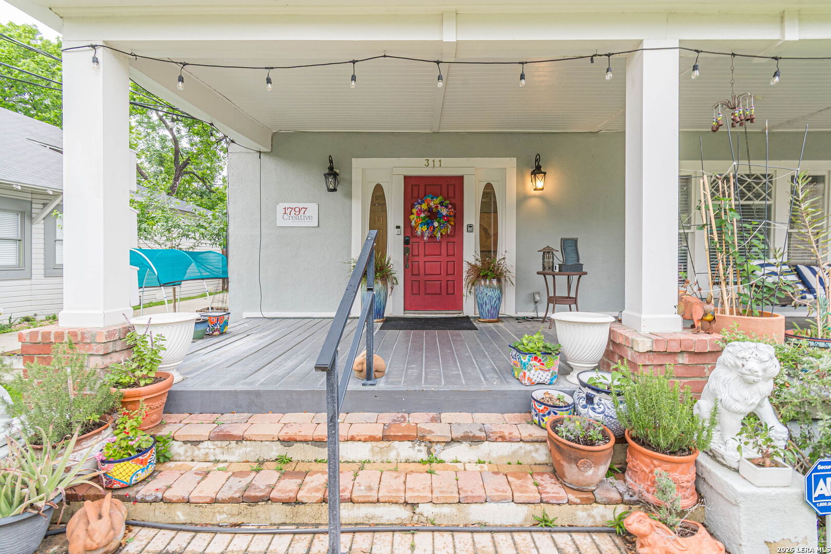 311 W Mistletoe San Antonio TX 78212
