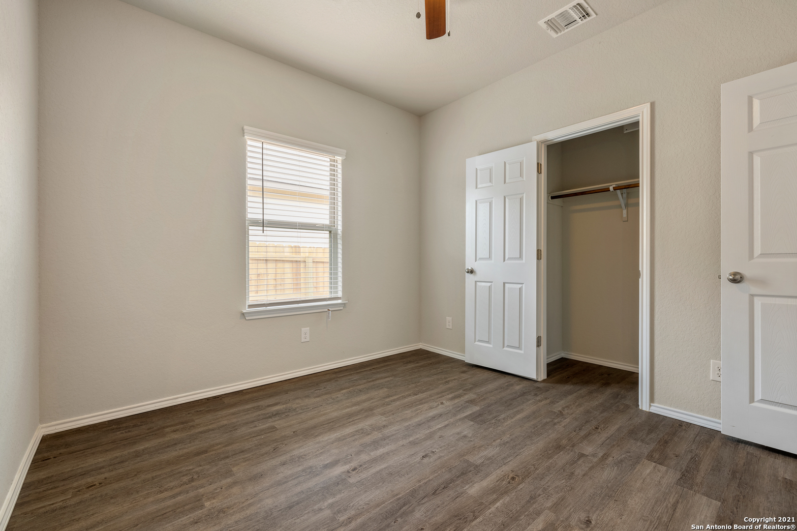 9211 Canyon Bend Converse TX 78109