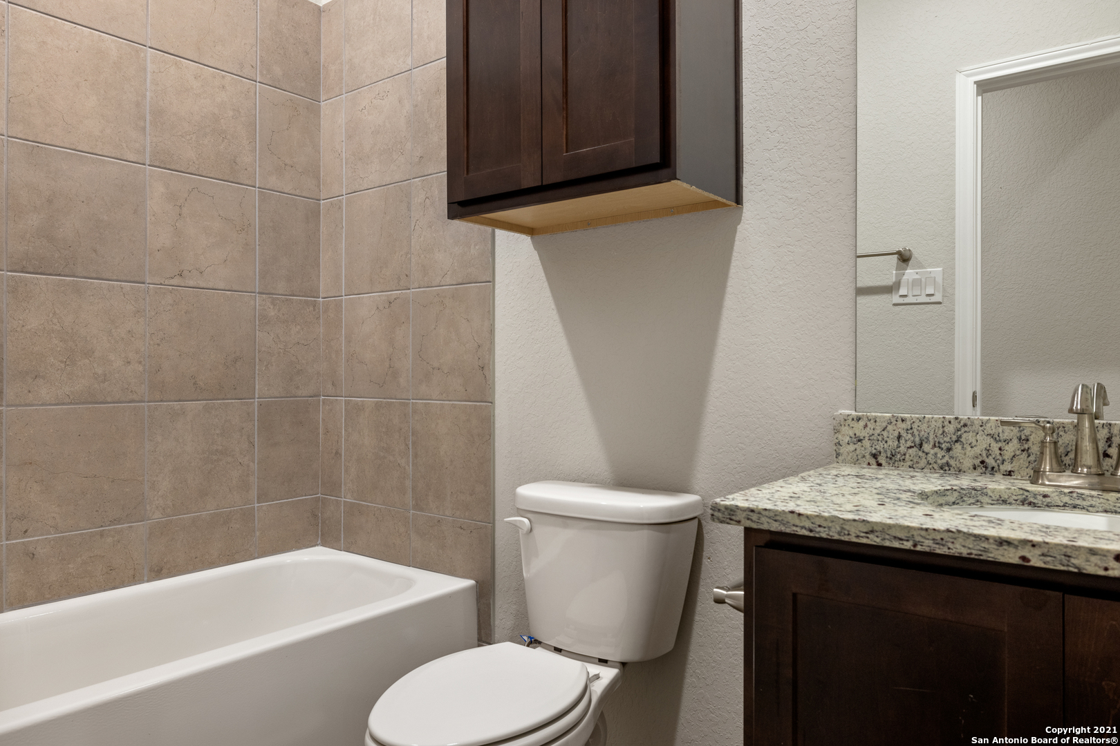 9211 Canyon Bend Converse TX 78109