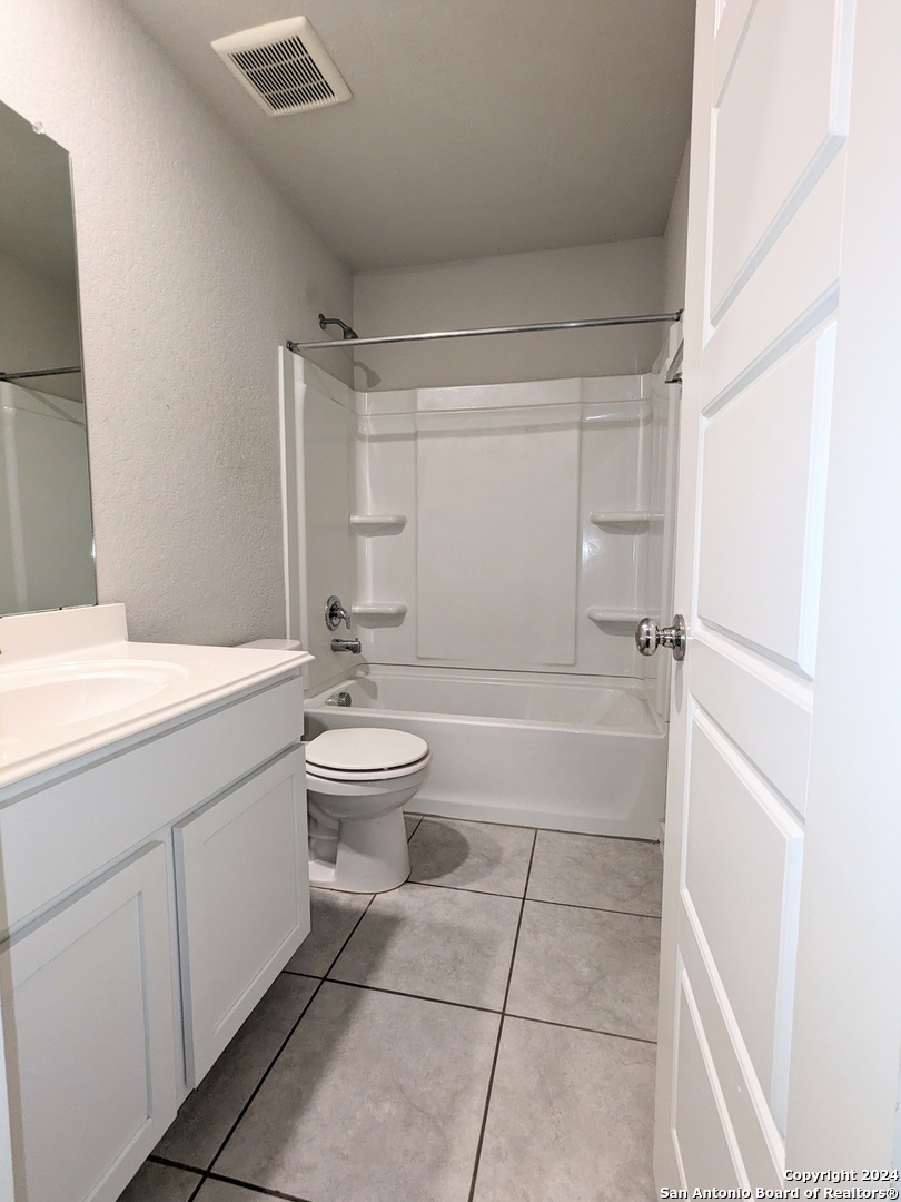 5543 Coral Valley San Antonio TX 78242
