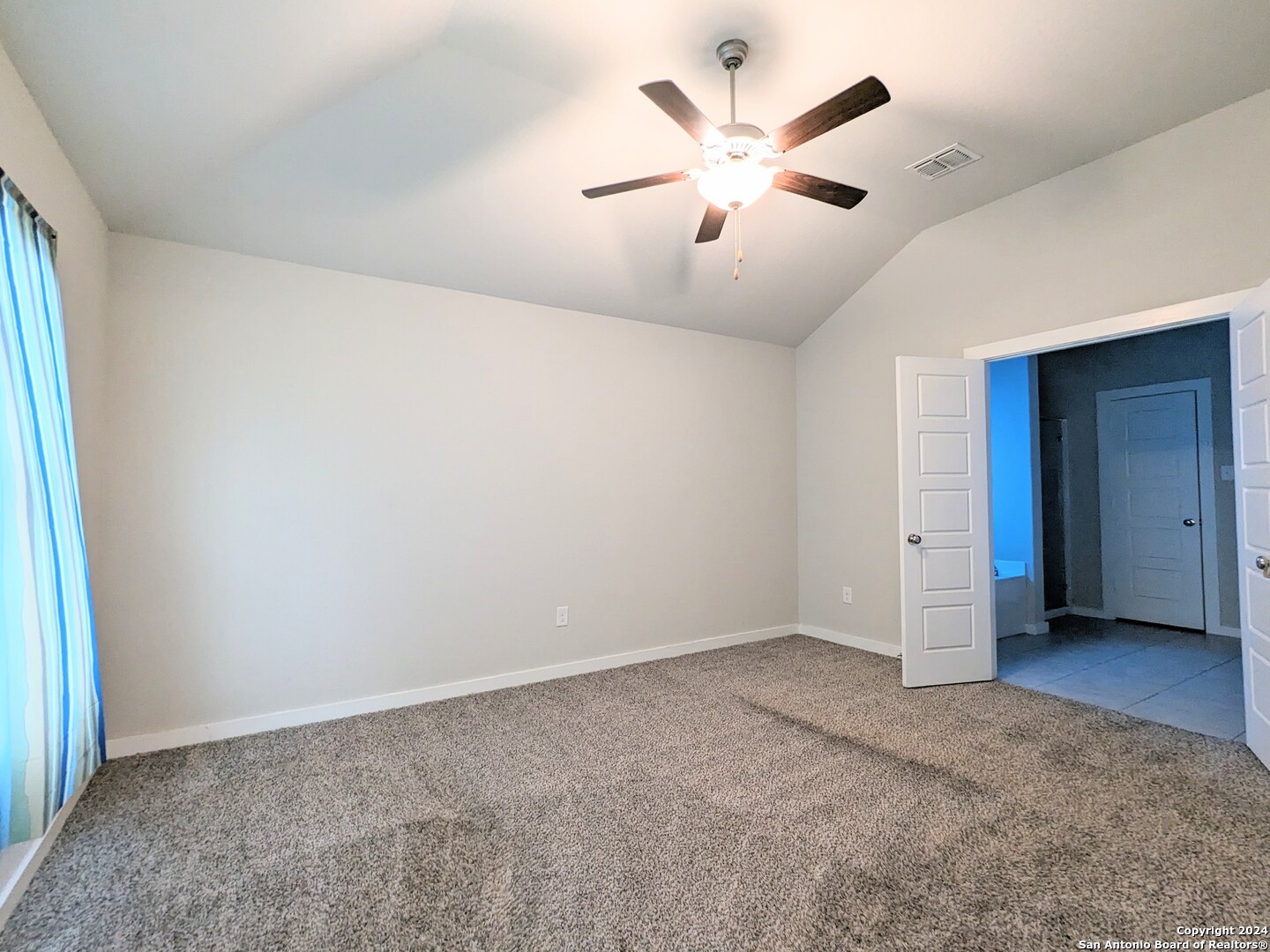 5543 Coral Valley San Antonio TX 78242