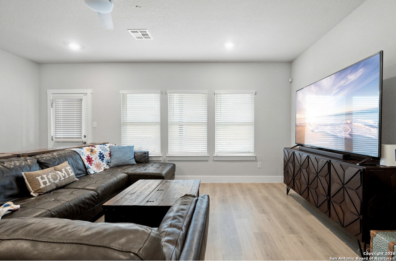 4622 Bosque San Antonio TX 78253