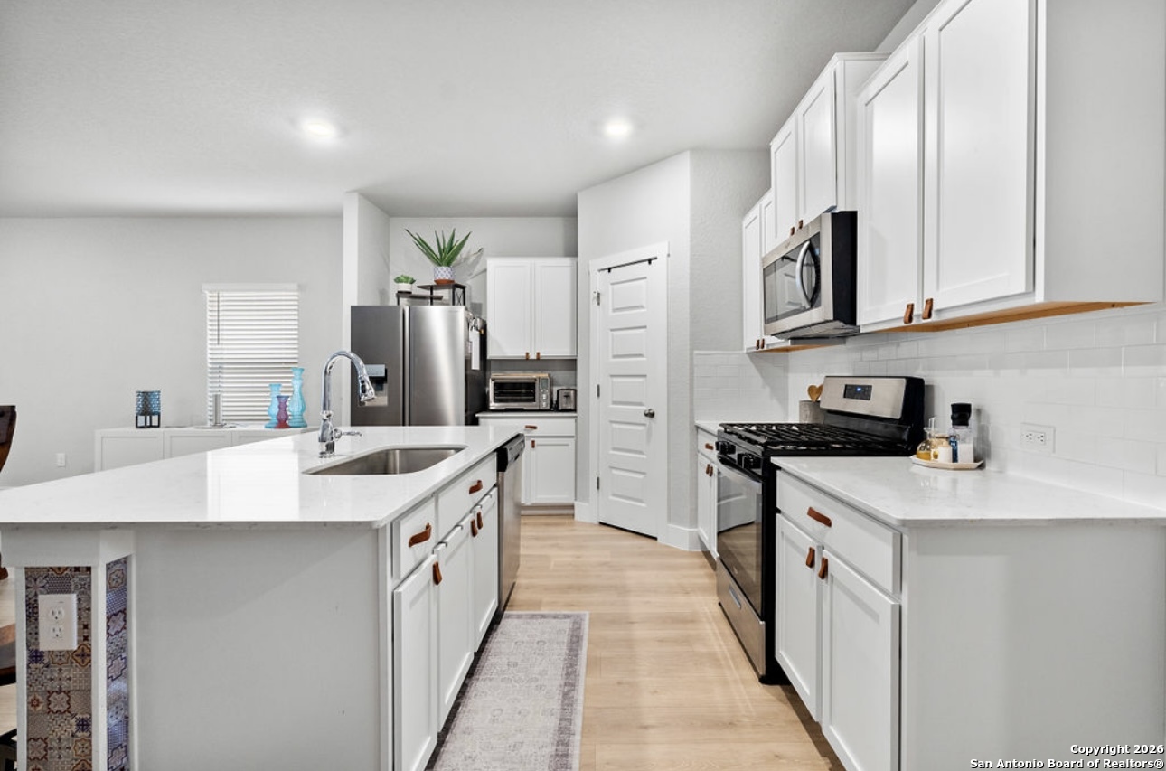 4622 Bosque San Antonio TX 78253