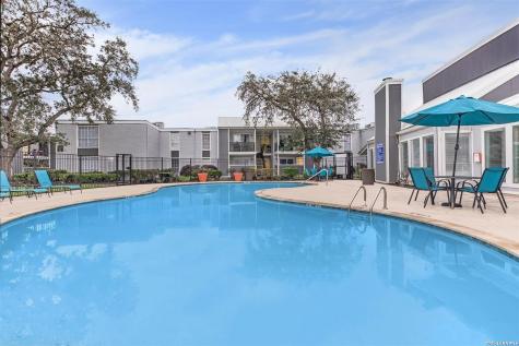 10402 Sandpiper Houston TX 77429