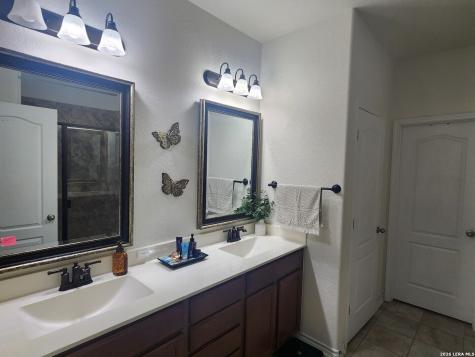 524 Landmark Cibolo TX 78108