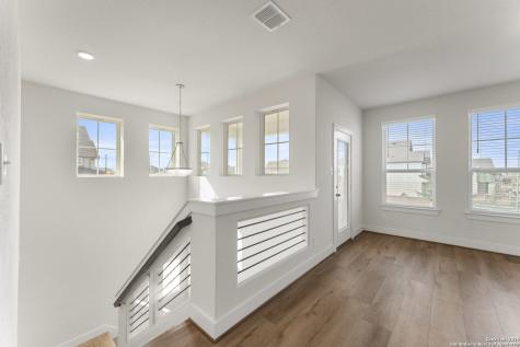 9607 Stillwater Pass San Antonio TX 78254