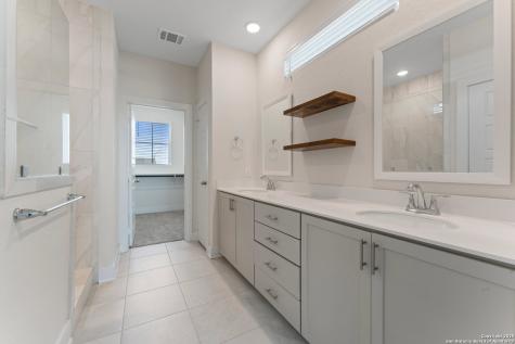 9607 Stillwater Pass San Antonio TX 78254