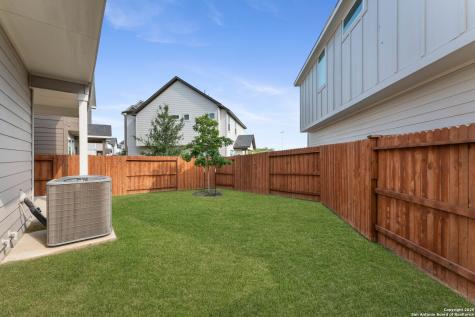 9607 Stillwater Pass San Antonio TX 78254