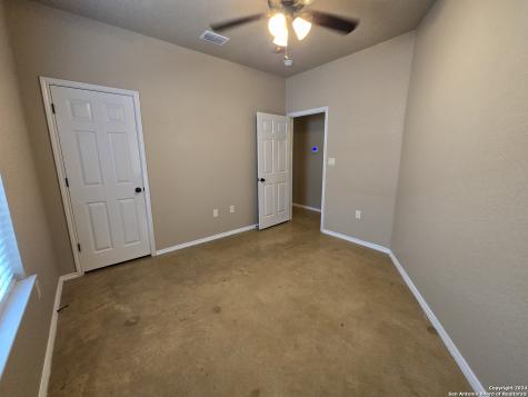 1084 Carolyn Cove New Braunfels TX 78130