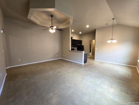 1084 Carolyn Cove New Braunfels TX 78130