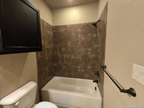 1084 Carolyn Cove New Braunfels TX 78130