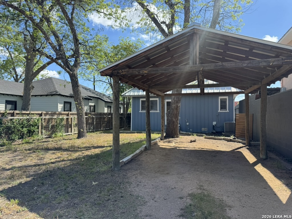 511 N Monumental San Antonio TX 78202
