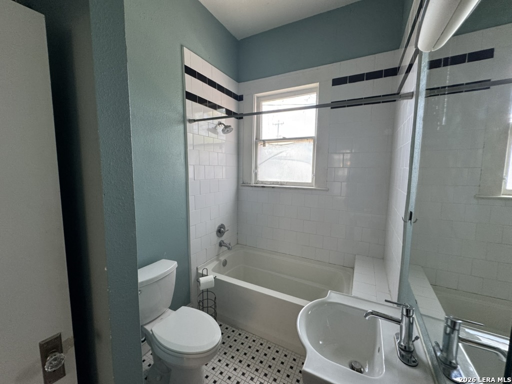 511 N Monumental San Antonio TX 78202