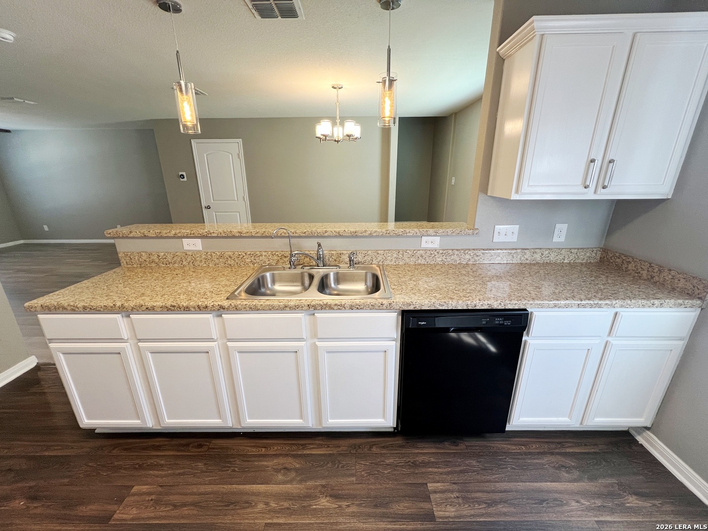 6747 Sabinal San Antonio TX 78252