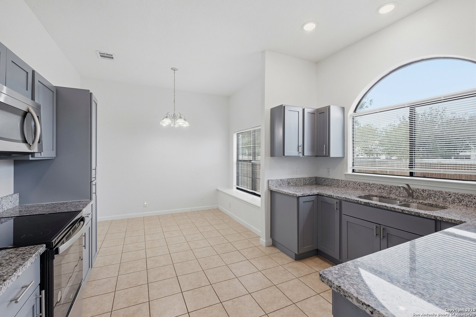 10203 Raven Field Drive San Antonio TX 78245