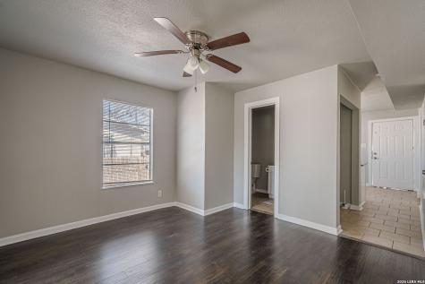 2323 Arbor Place San Antonio TX 78207
