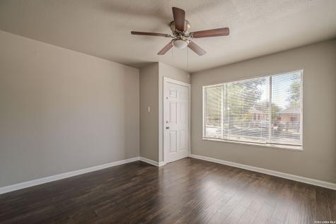 2323 Arbor Place San Antonio TX 78207